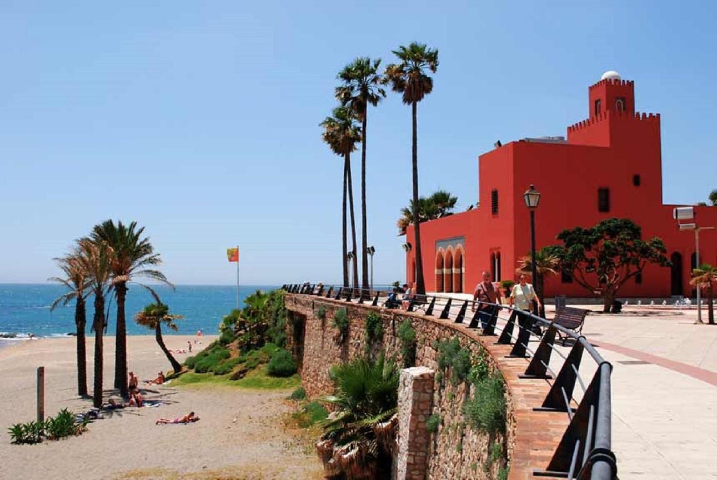 Vakantiehuis Spacious In Noelia With Private Pool, Garden & Parking Benalmádena