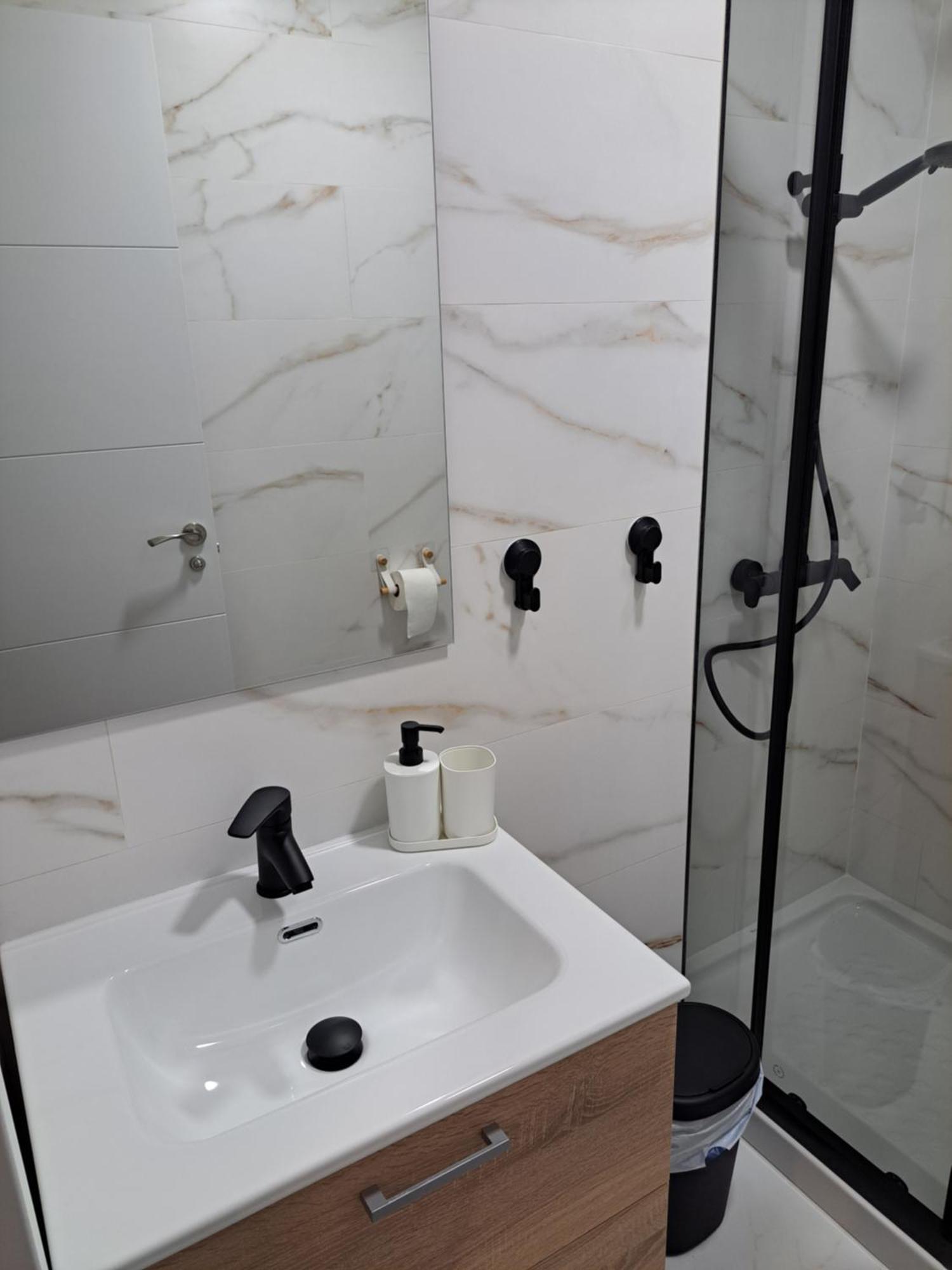 Spacious In Noelia With Private Pool, Garden & Parking Benalmádena