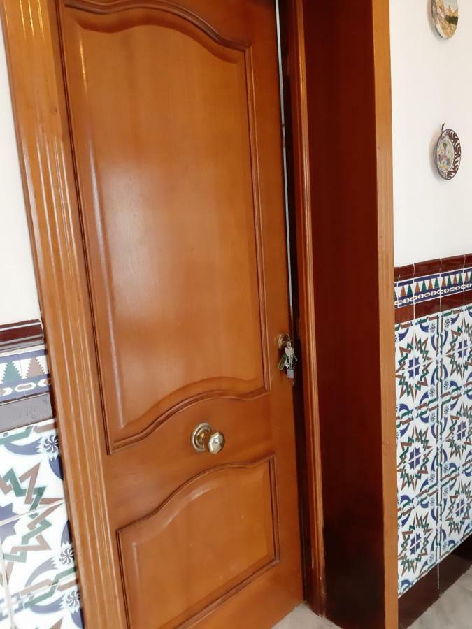Spacious In Noelia With Private Pool, Garden & Parking