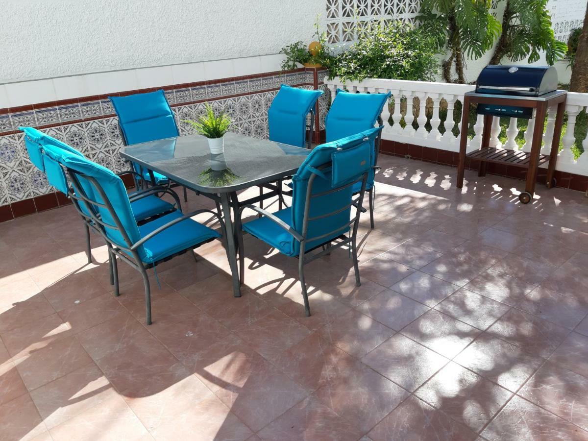 Spacious In Noelia With Private Pool, Garden & Parking Vakantiehuis *