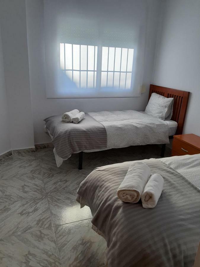 Spacious In Noelia With Private Pool, Garden & Parking *