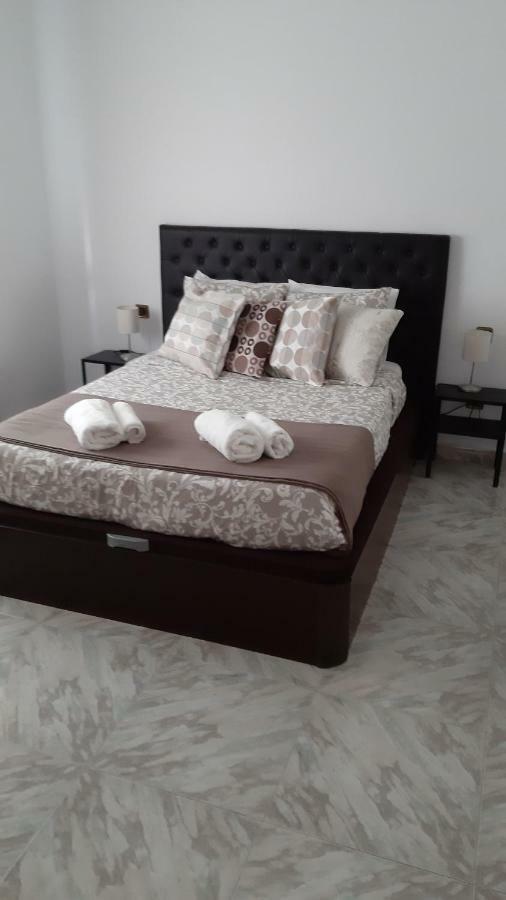 Vakantiehuis Spacious In Noelia With Private Pool, Garden & Parking Benalmádena