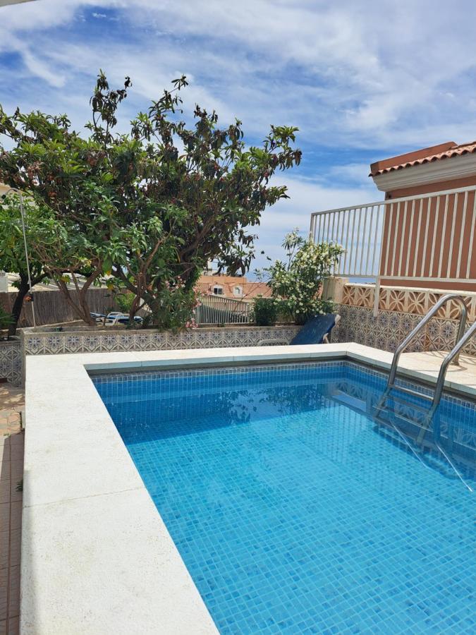 Spacious In Noelia With Private Pool, Garden & Parking Vakantiehuis